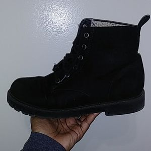 Combat boots